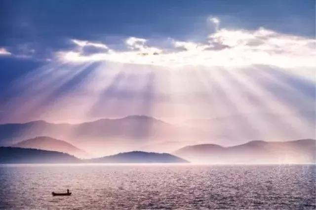 中华大地，每一寸河山，都饱含着文人骚客们的诗情画意