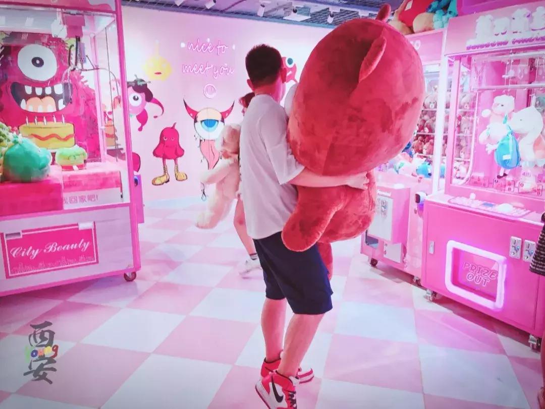 西安好玩的抓娃娃店,南京网红抓娃娃店
