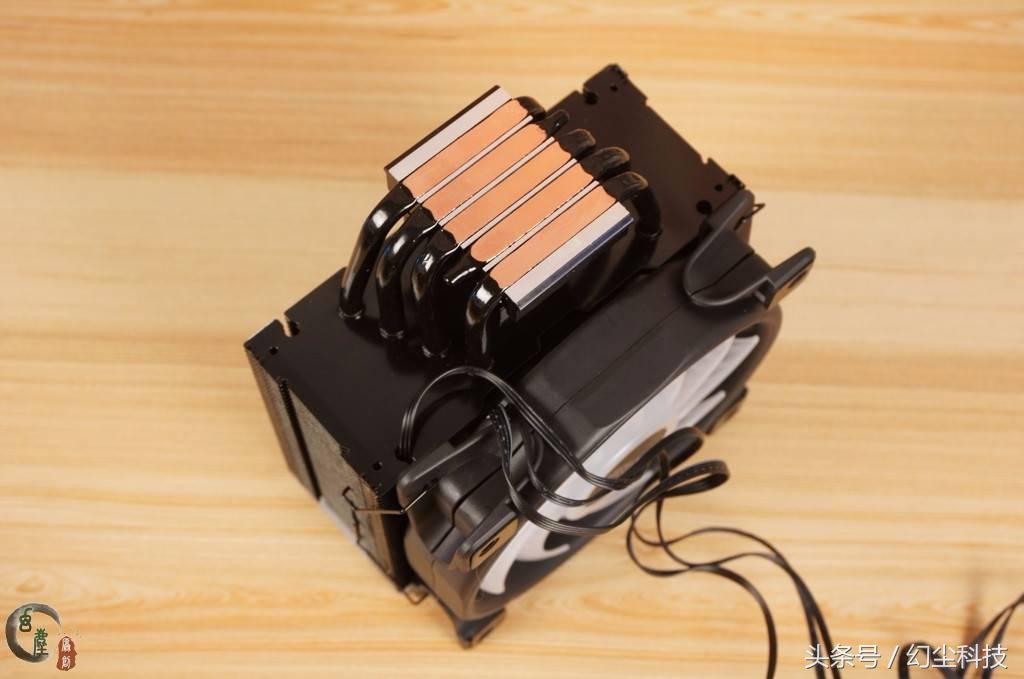 当散热器多了FRGB功能，从此颜值逼格都满满，超频三东海印象开箱