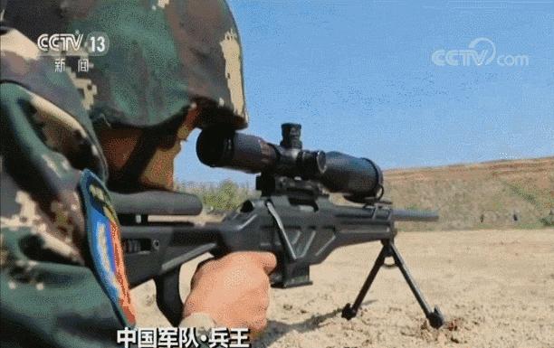 中国枪王徒手接弹壳,解放军最新制式狙击步枪