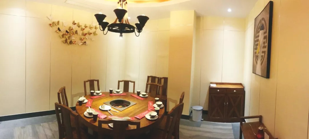 涓婃捣鐑ら腑鐏攨,鐑ら腑鐏攨涓婃捣