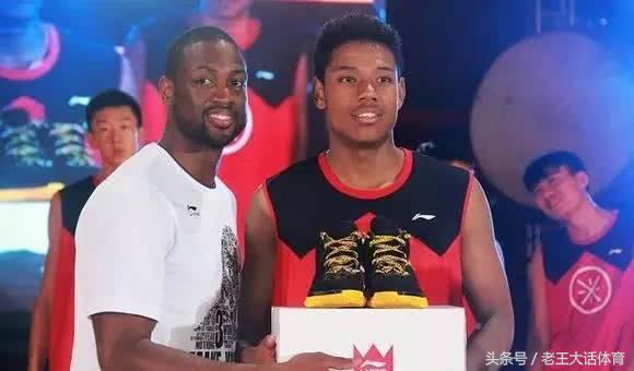 黑人小伙是地道中国人，有望进男篮国家队，韦德赞其能进NBA