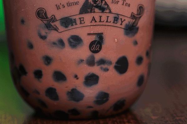 来，免费请你喝黑糖鹿丸鲜奶！临沂人都在等的这家鹿角巷真的来了！目测即将被鹿粉占领！