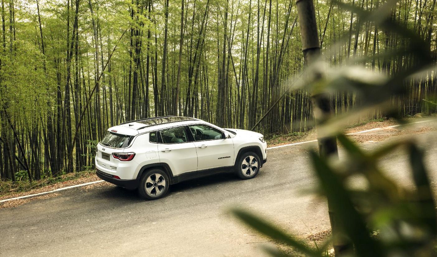 谁说买专业篮球鞋就一定要会篮球？买车我唯独钟爱四驱