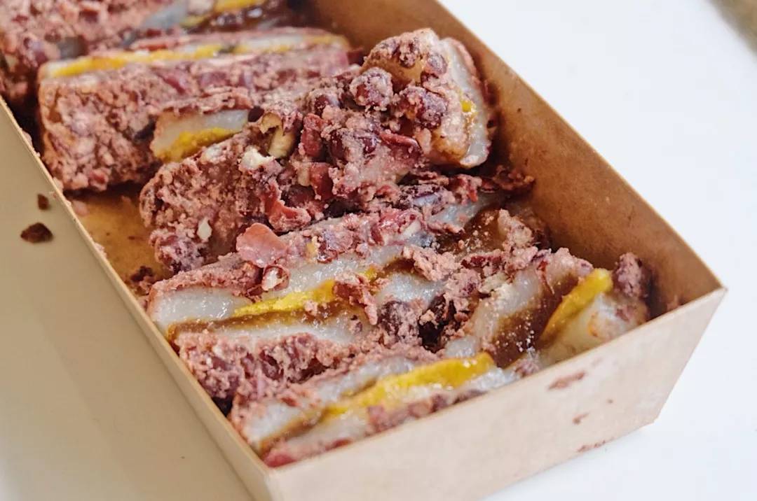 意外爆火的美食店铺,爆火的米糕