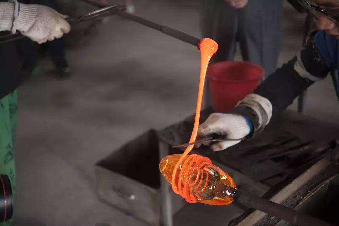 下工厂进车间,“80后”韩美林勃发生命本质里的艺术渴望