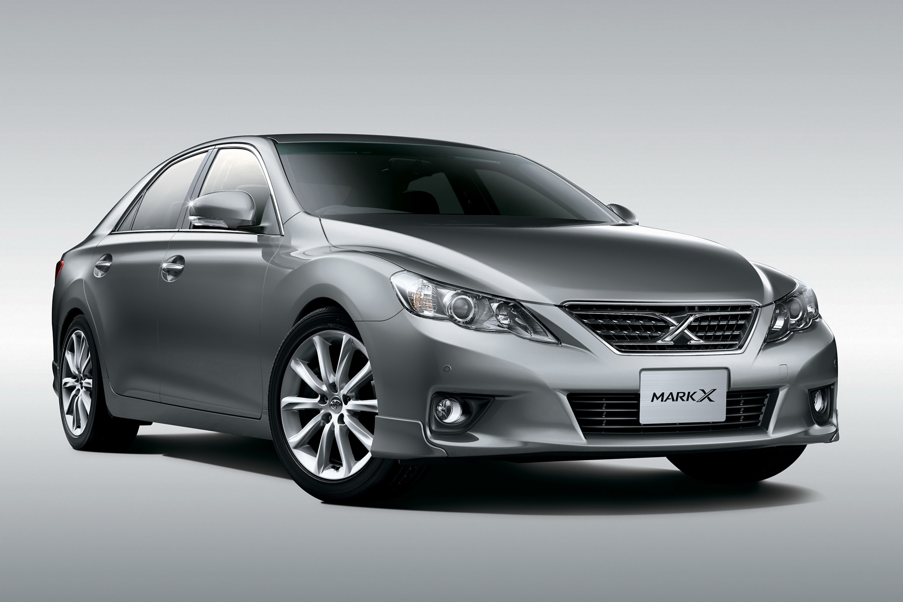 丰田锐志二手车哪一款值得购买,二手最值得入手丰田轿车