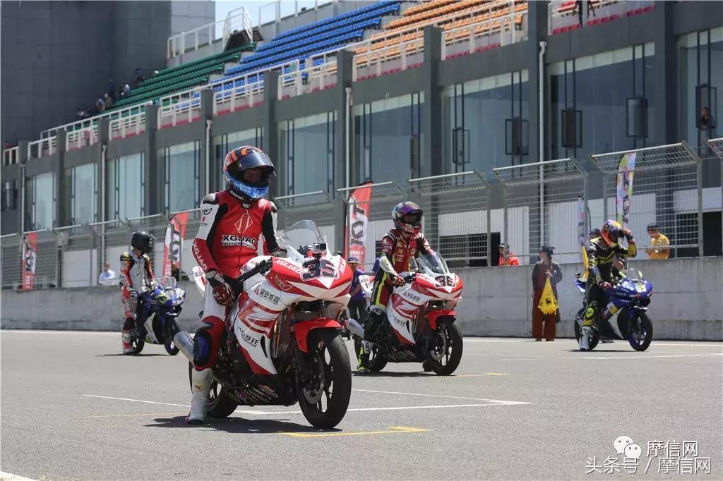 再创佳绩!新感觉自主双缸250CC赛车征战CRRC(贵阳站)