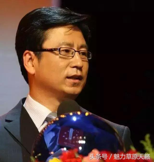 白岩松家庭生活照,白岩松好男人是女人培养的