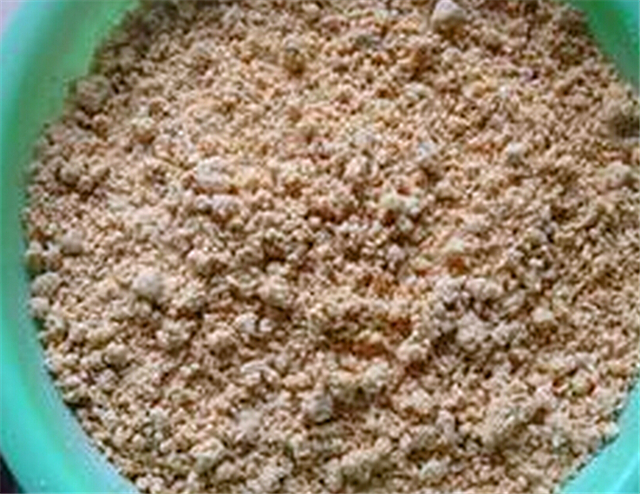 水塘肥水有鱼不开口怎么回事,鱼儿在鱼缸底不动是什么原因