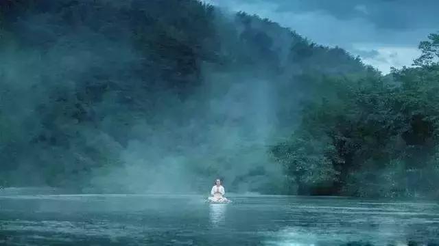 感悟流年的美文,浅吟流年美文