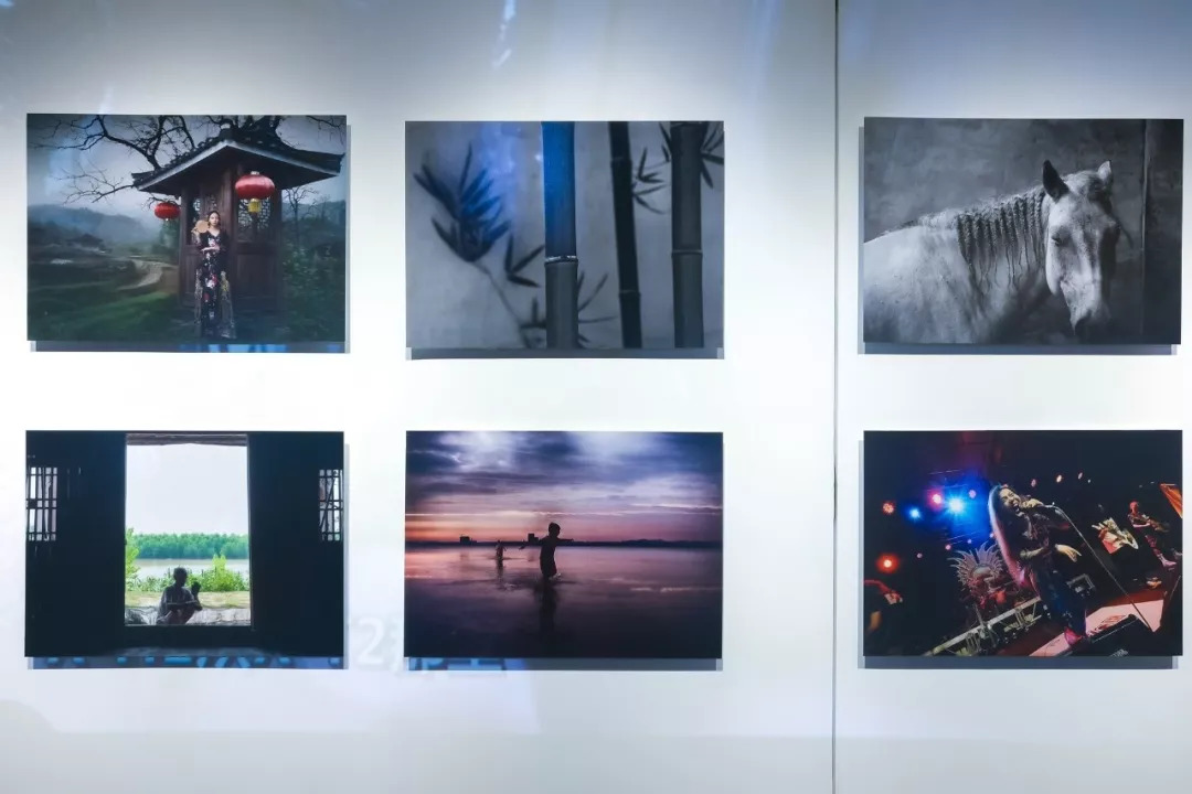 价值百万的电影摄影机,200元的摄影棚