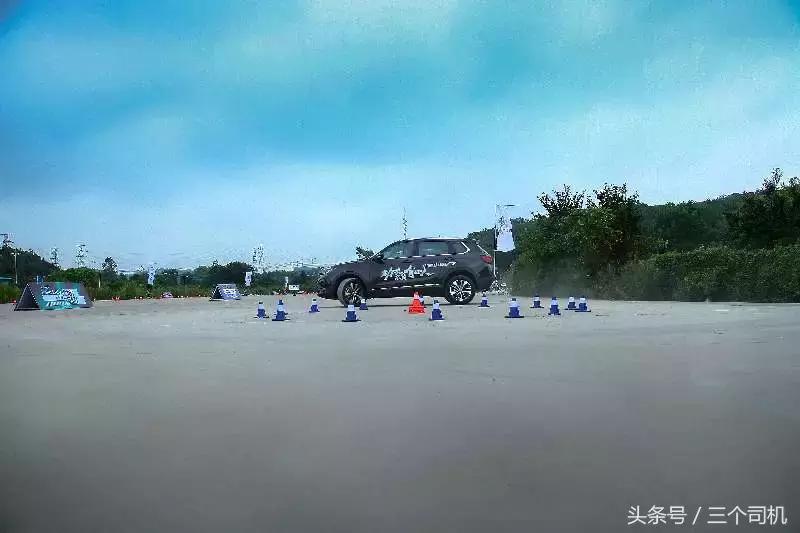 试驾中华v7,最近试驾中华v7