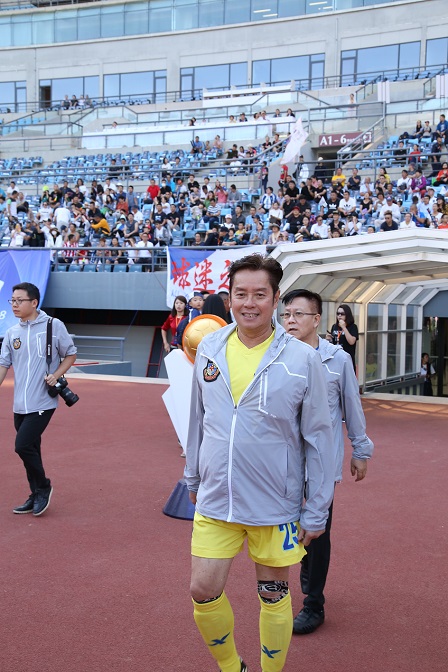 谭校长汕头足球赛,香港明星足球队访问中山