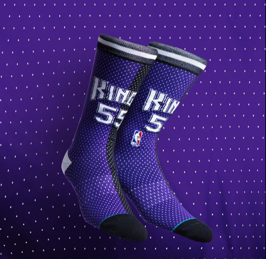 耐克重新推出了经典的huarache,耐克最新款球袜