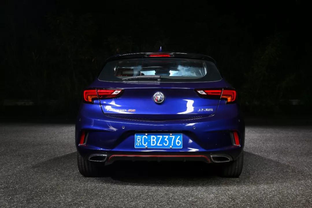 小东西长得真别致原版,小东西长得真别致抖音