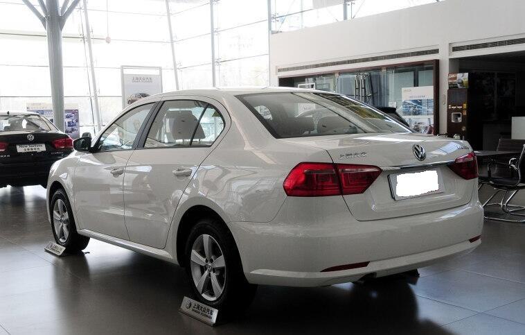 5万左右可以入手哪年的朗逸,5万预算买二手朗逸还是桑塔纳