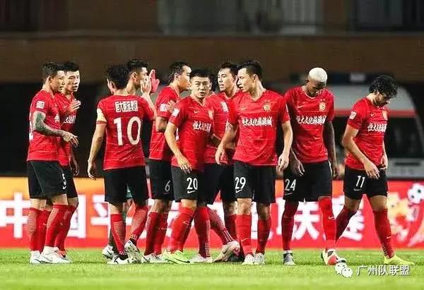 恒大发布足协杯对上港二番战海报,恒大发布战鲁能海报