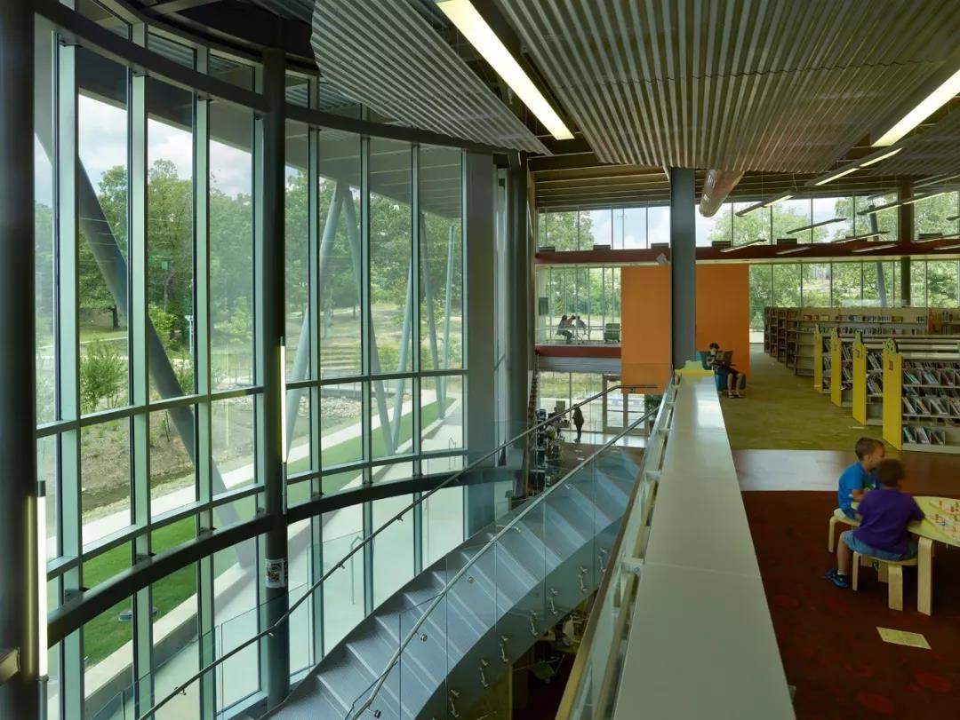 让全家人长草的儿童图书馆长啥样?|开眼