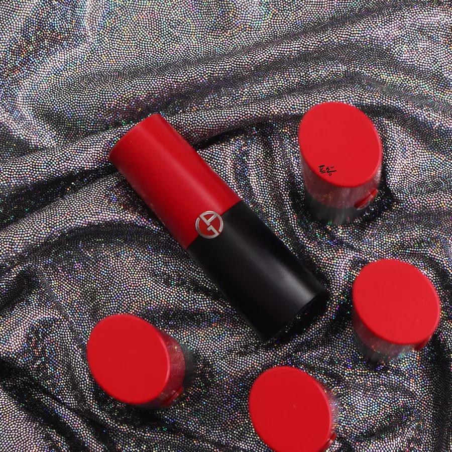 捂好钱包！2018秋冬新品来袭!YSL变方了?Chanel口红出气垫的了