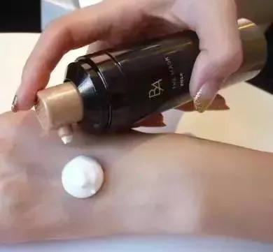 拒绝套路|8款人气网红面膜大测评,到底谁才是面膜界的扛把子