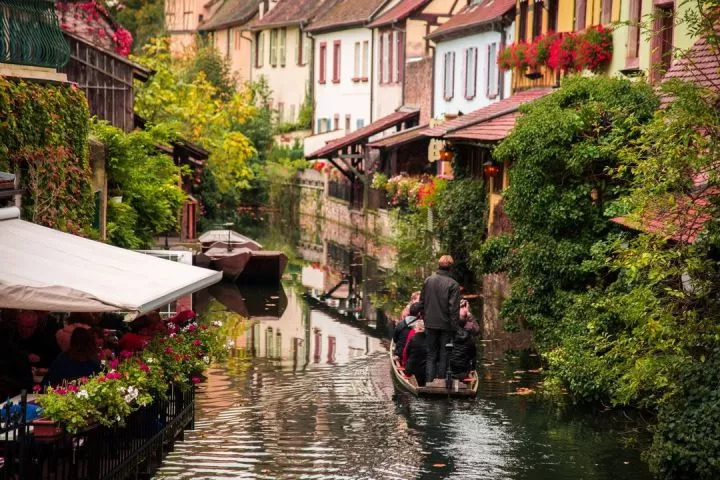 护照过期签证会失效吗,护照签证过期后怎么往返