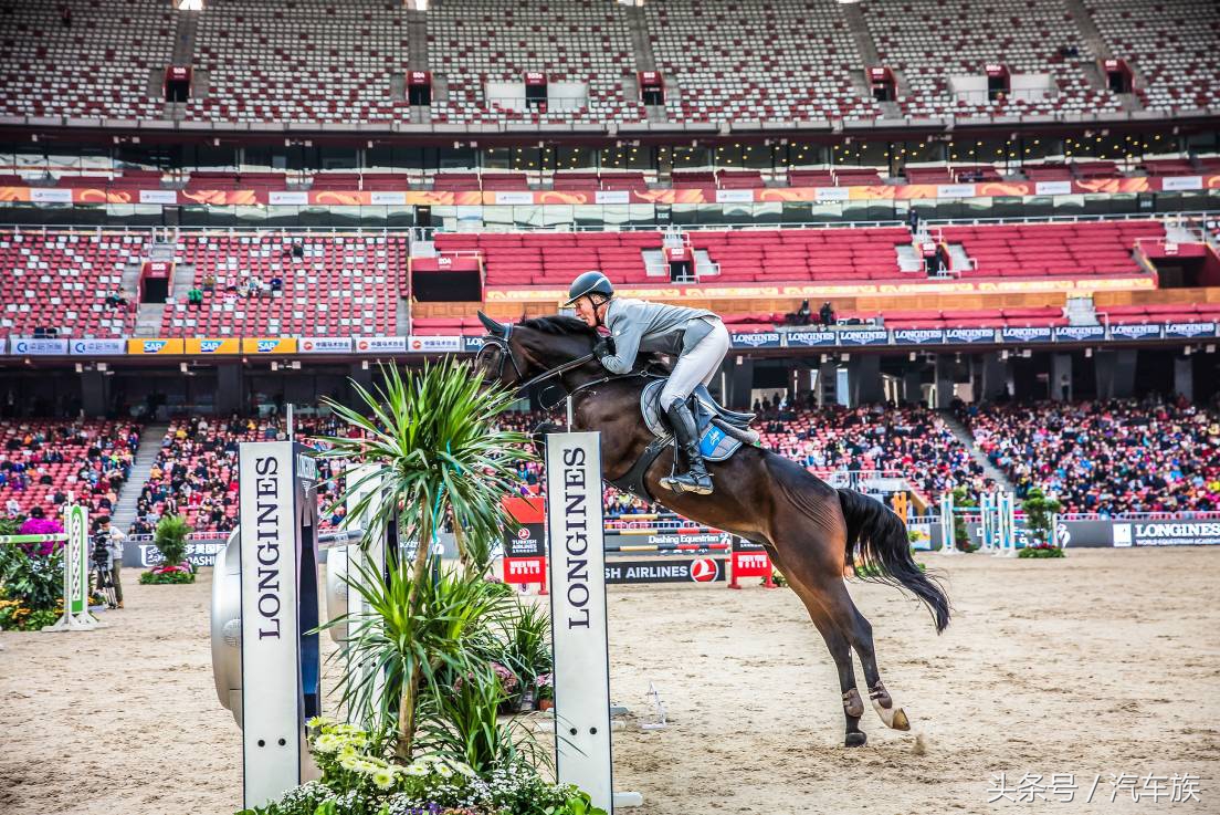 北京浪琴马术比赛2018 (第十届浪琴表鸟巢国际马术大师赛)