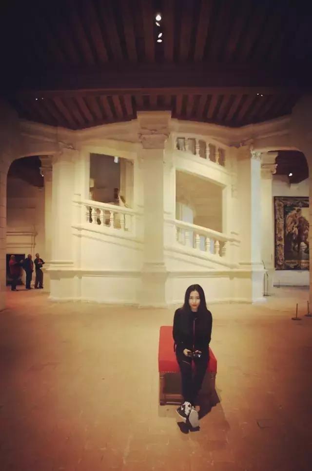 生活在别处完整版,法国西部自驾游