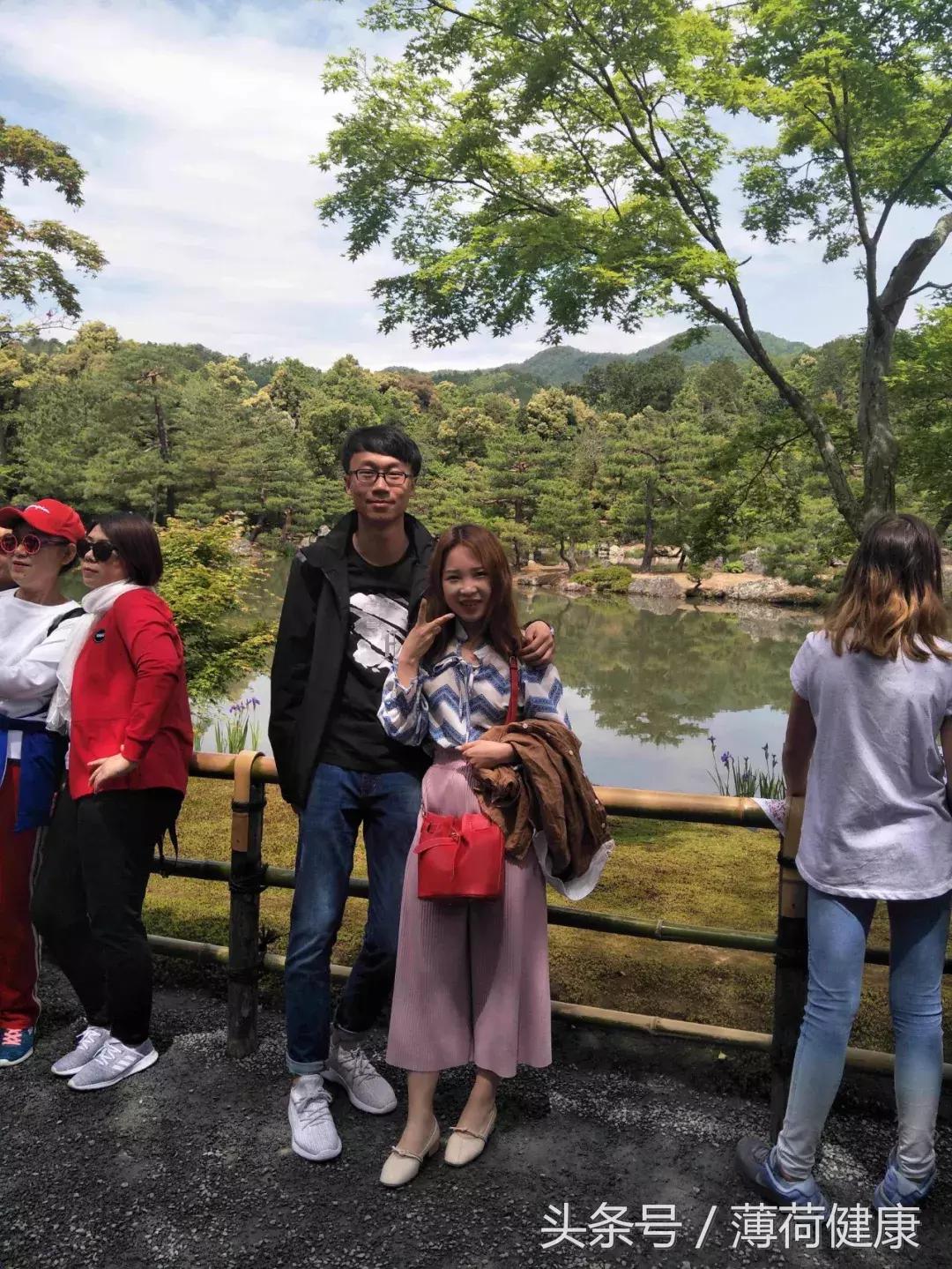 因为这一个月，我终于摆脱了纠缠我两年的暴食催吐