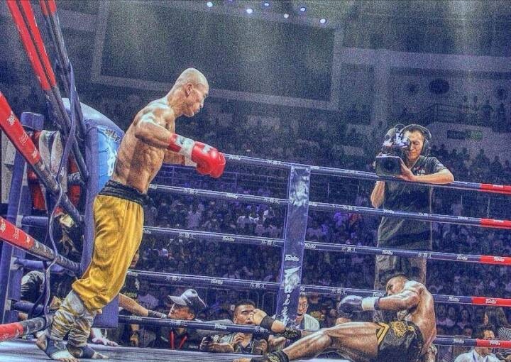 武僧一龙vs泰拳王播求,武僧一龙大战日本巨人