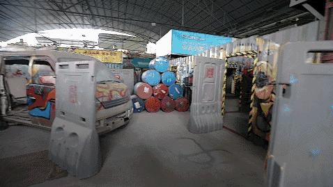 真人吃鸡海滩战斗,吃鸡真人版真实场地