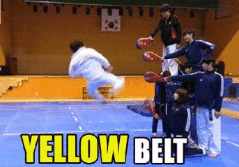 强袭球门500次！37岁天王再造神纪录，全因童年的辛酸经历