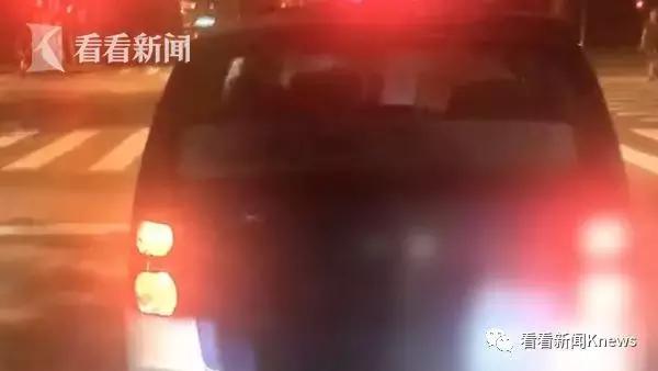 出租车司机打表乱要价怎么解决,出租车司机和乘客打表