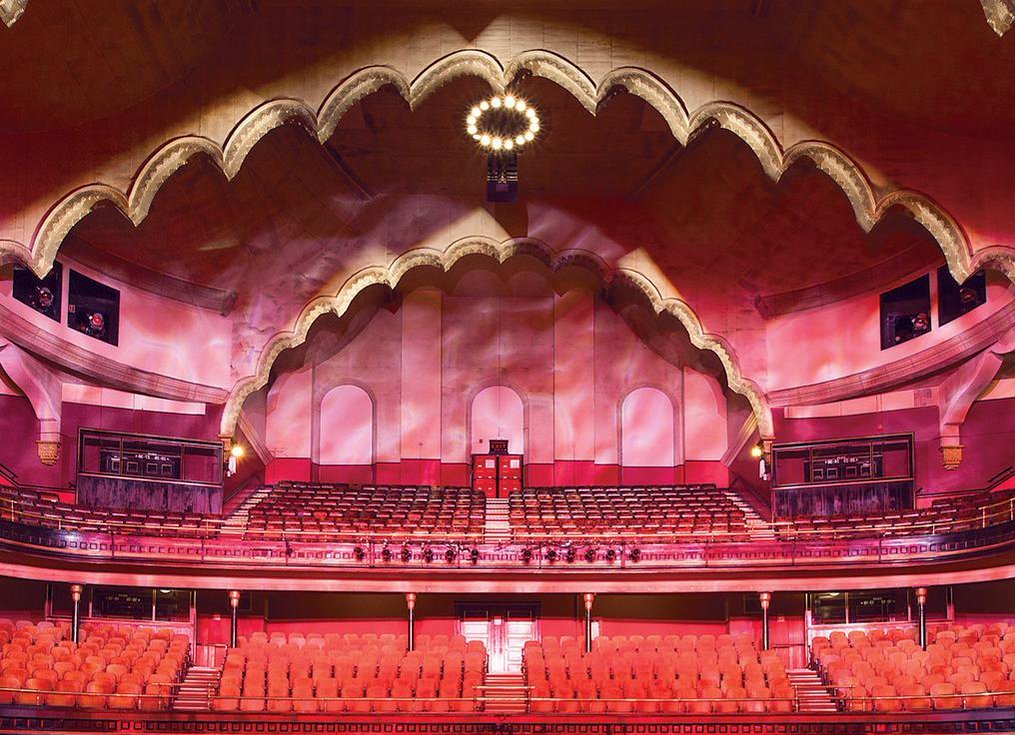 繁华与宁静共存的生活,繁华与宁静