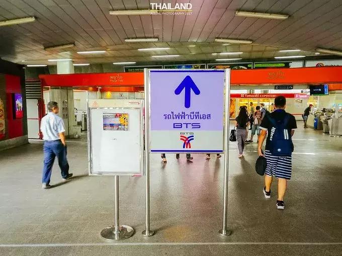 最新泰国旅游签和落地签什么区别 (泰国旅游落地签需要带多少钱)