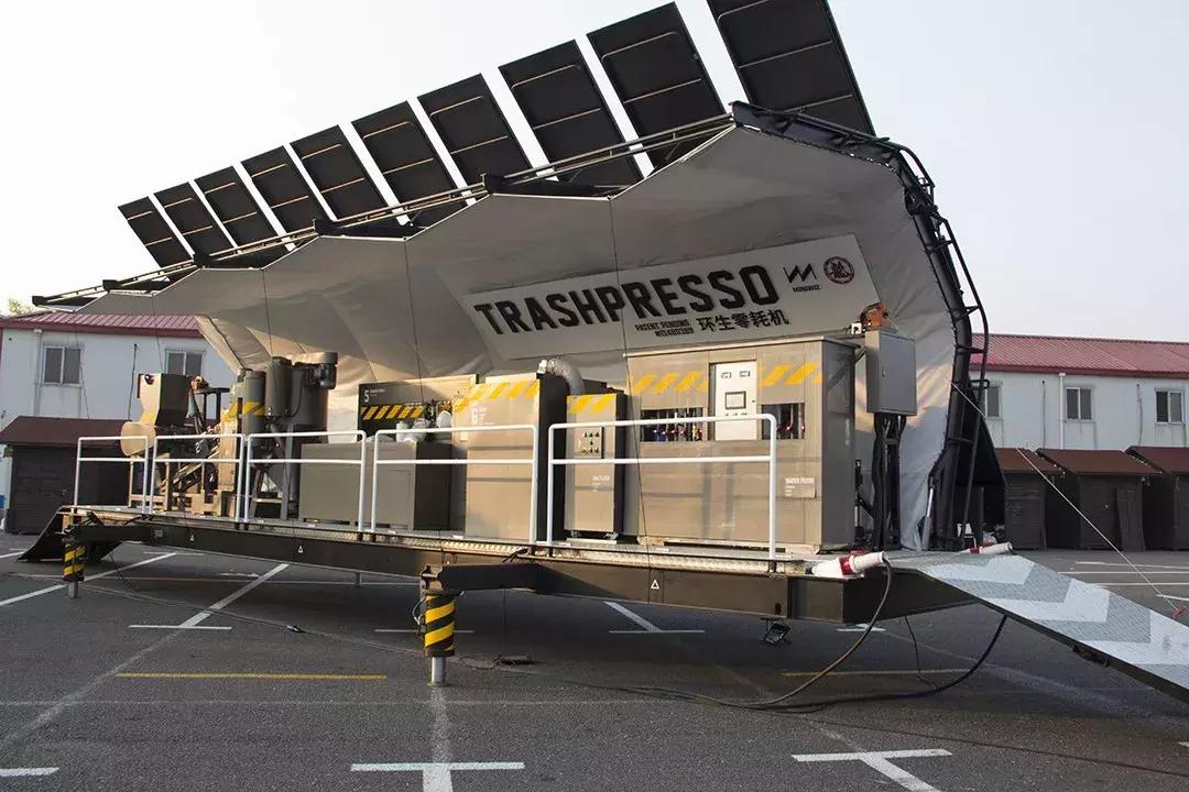 他设计了一堆“垃圾”,却让全世界拍手叫好