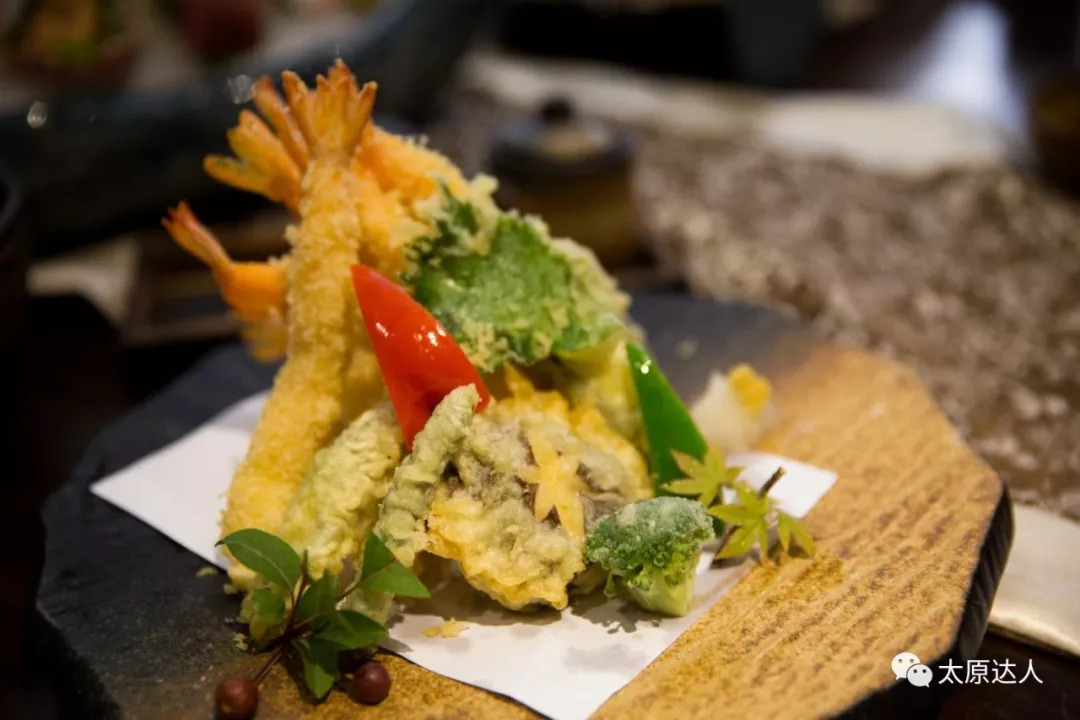 7折！开在美术馆里的大师级日料！100+种菜品无限畅吃~