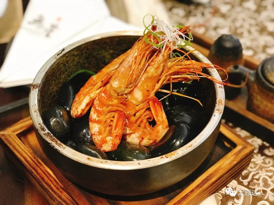 7折！开在美术馆里的大师级日料！100+种菜品无限畅吃~