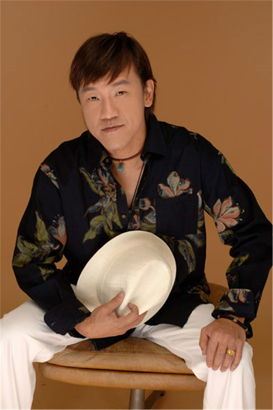 长着一张“大哥”脸，做事情却非常有情，不一样的“台湾真男人”