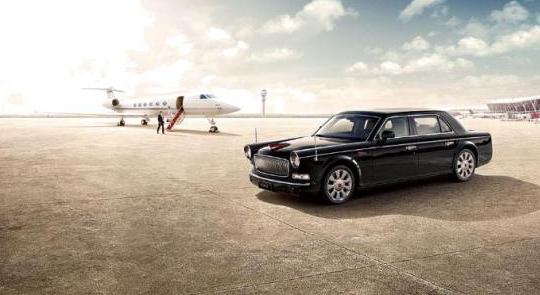 红旗劳斯莱斯让路真假,真假劳斯莱斯幻影