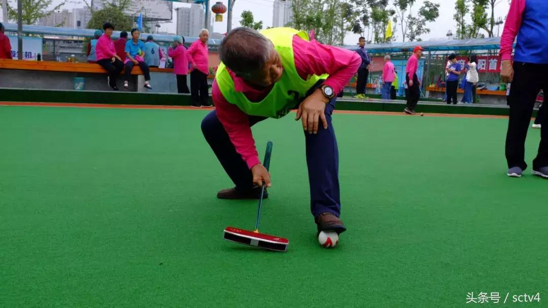 绿茵场上展风采图片,绿茵场上的表演