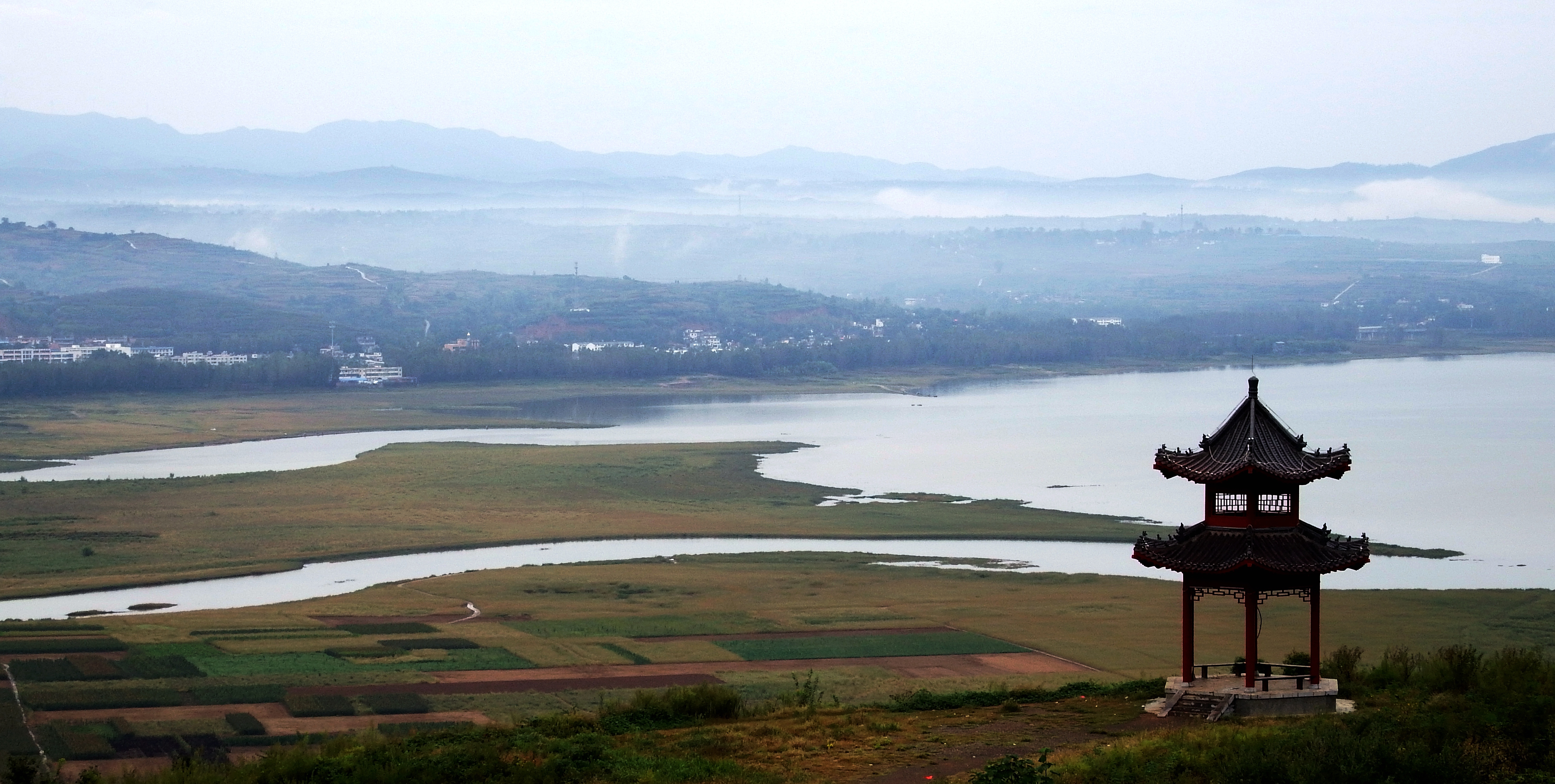 你的层次决定了你遇到的人的层次,你是什么层次就看到什么层次