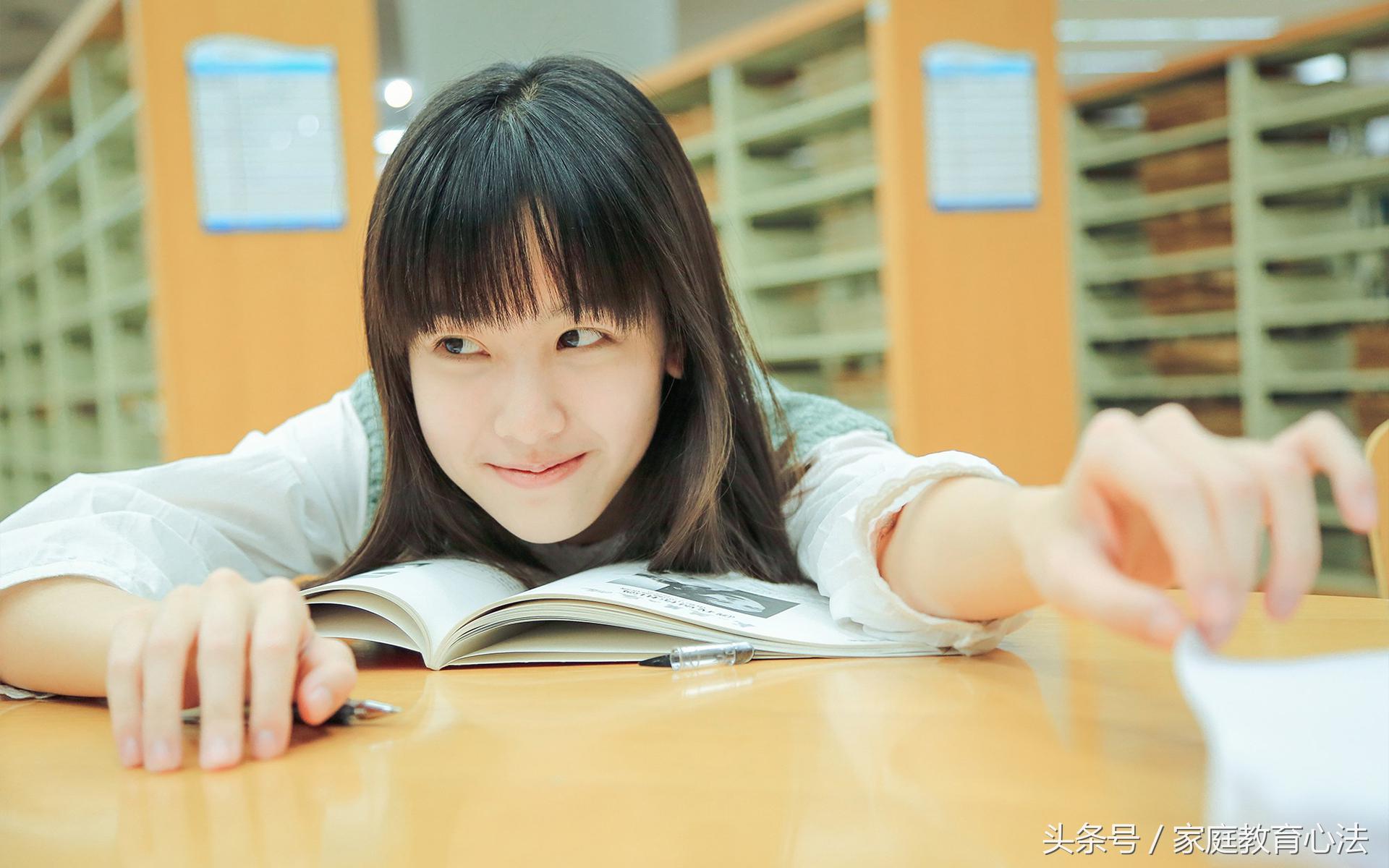 孩子在学校难免有打架现象，家长学会3招来引导，孩子人缘变超好