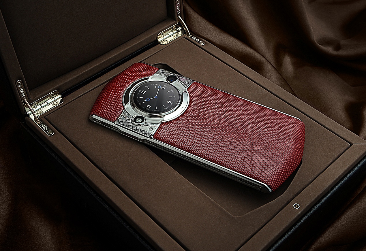 爱马仕新款手机包,爱马仕铂金包真的是18k金吗