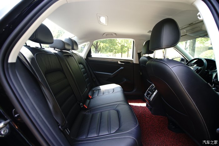 帕萨特330尊荣版最新款,帕萨特330尊荣版外观尺寸