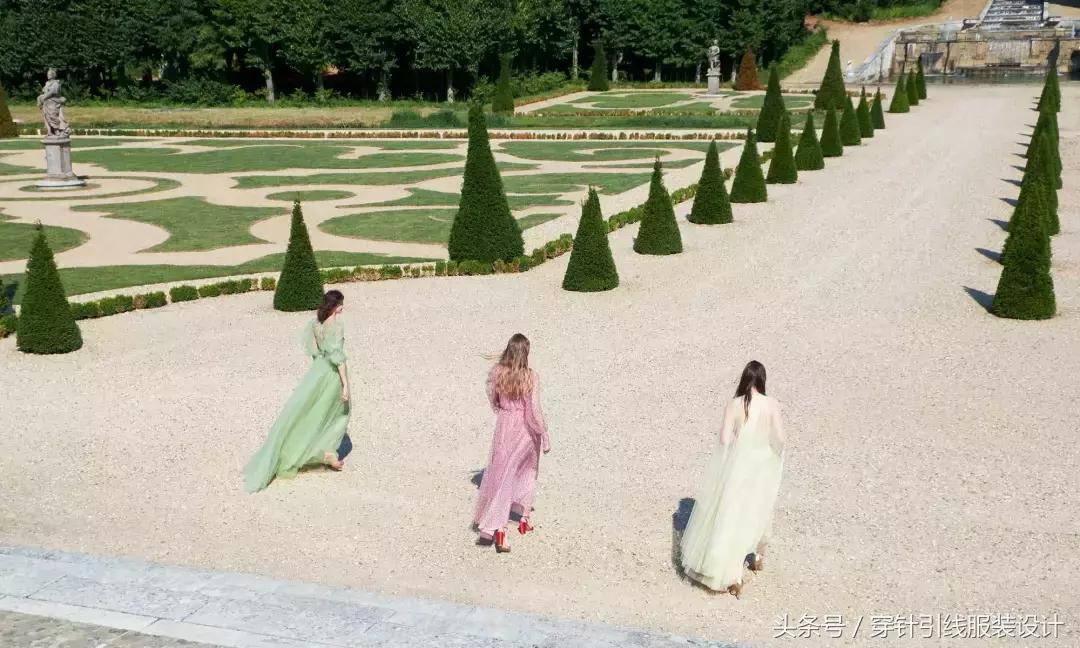 华美礼服｜MoniqueLhuillier细写法国乡村的诗意光景