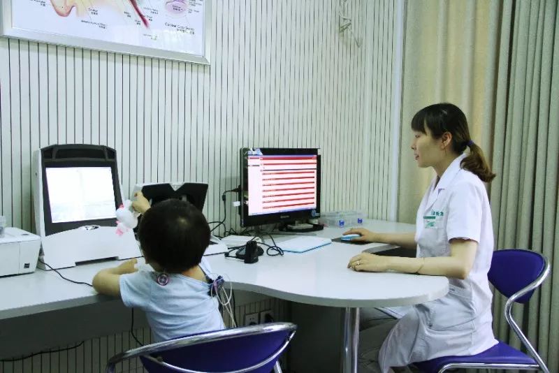 杭州首家专门研究“耳聋康复”的社会组织成立