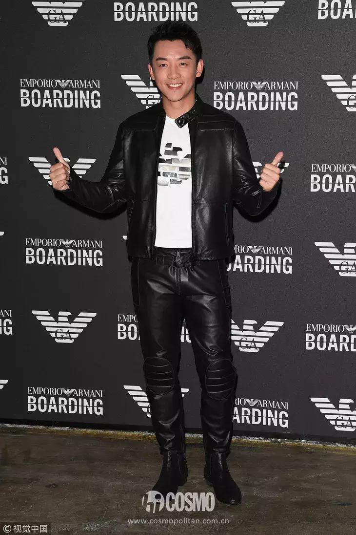 丫丫已经美“腻”了！于是穿上EmporioArmani帅气一回