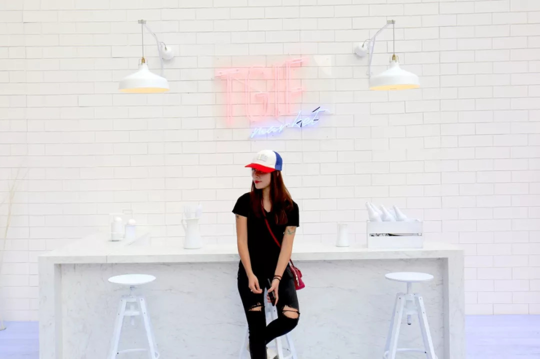 泰国文化礼仪之泰国水灯节,泰国超大水灯节