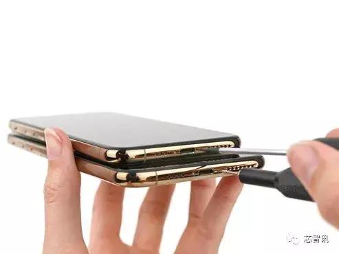iphonexs拆解视频,苹果xsmax拆解